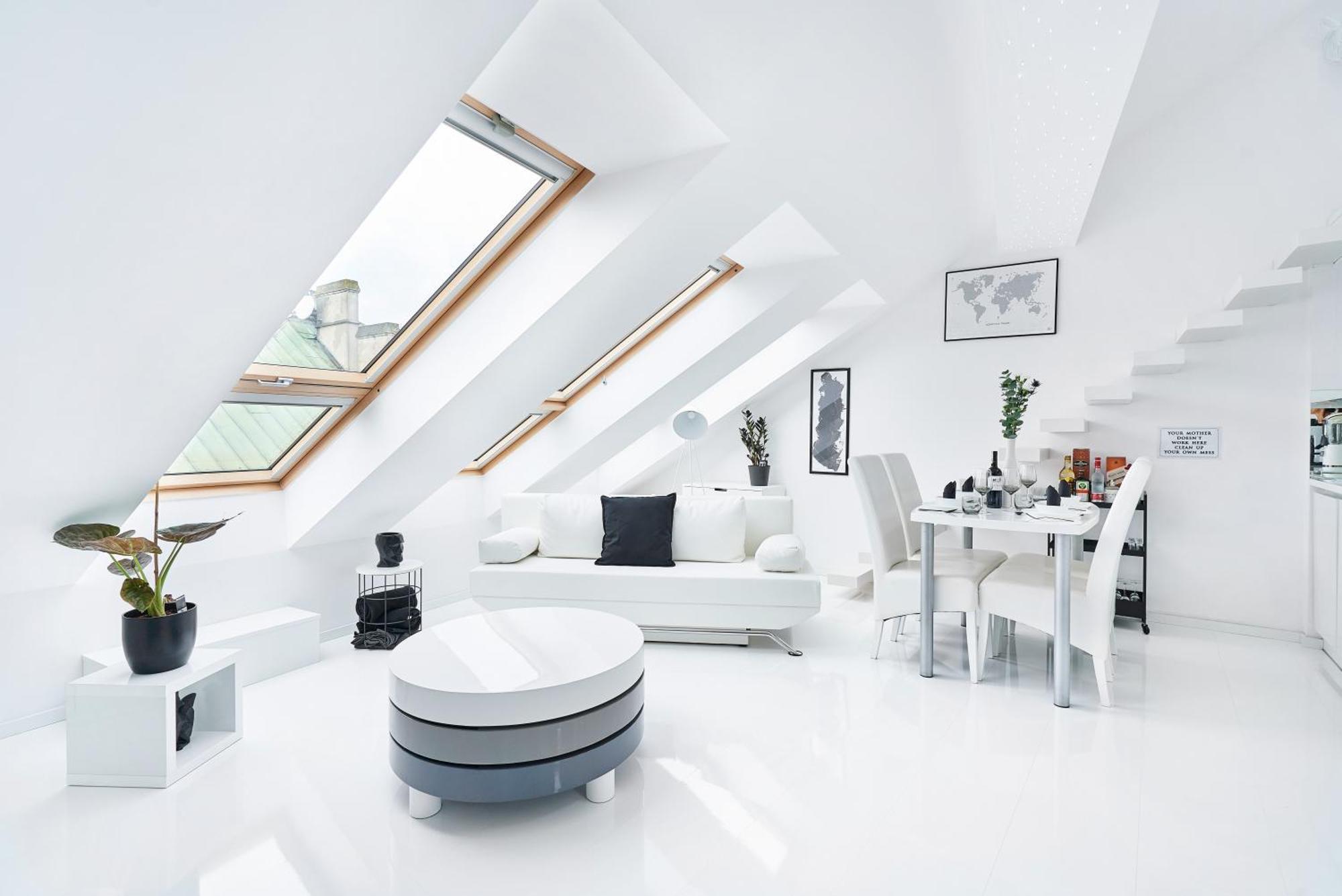 Apartamento Unique Design Loft In Middle Of Centre Of Old Town With Netflix Cracovia Exterior foto