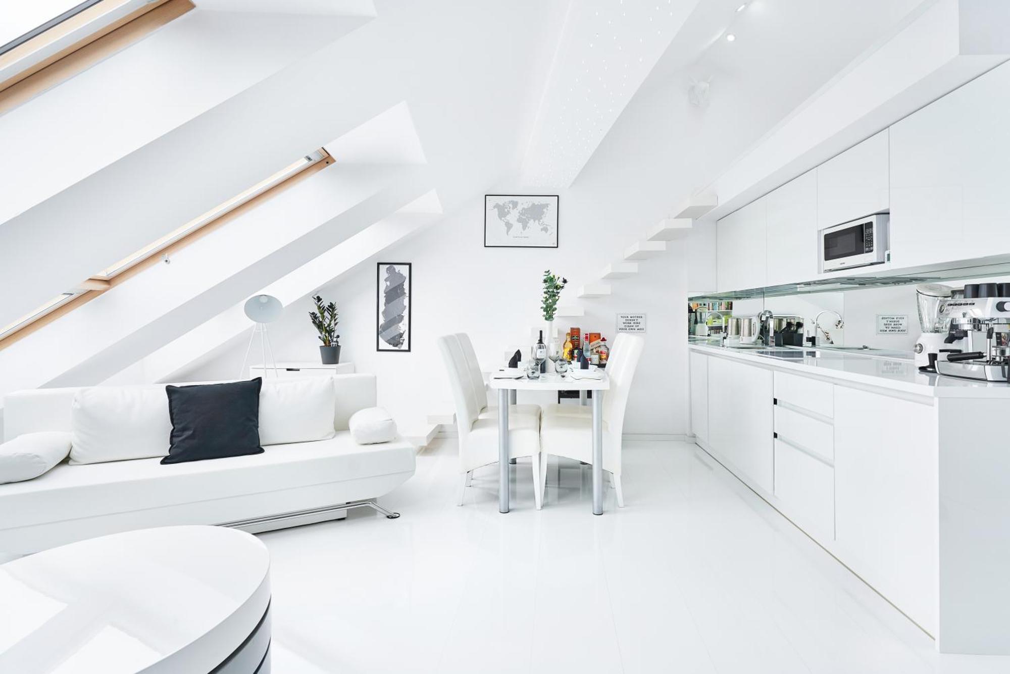 Apartamento Unique Design Loft In Middle Of Centre Of Old Town With Netflix Cracovia Exterior foto