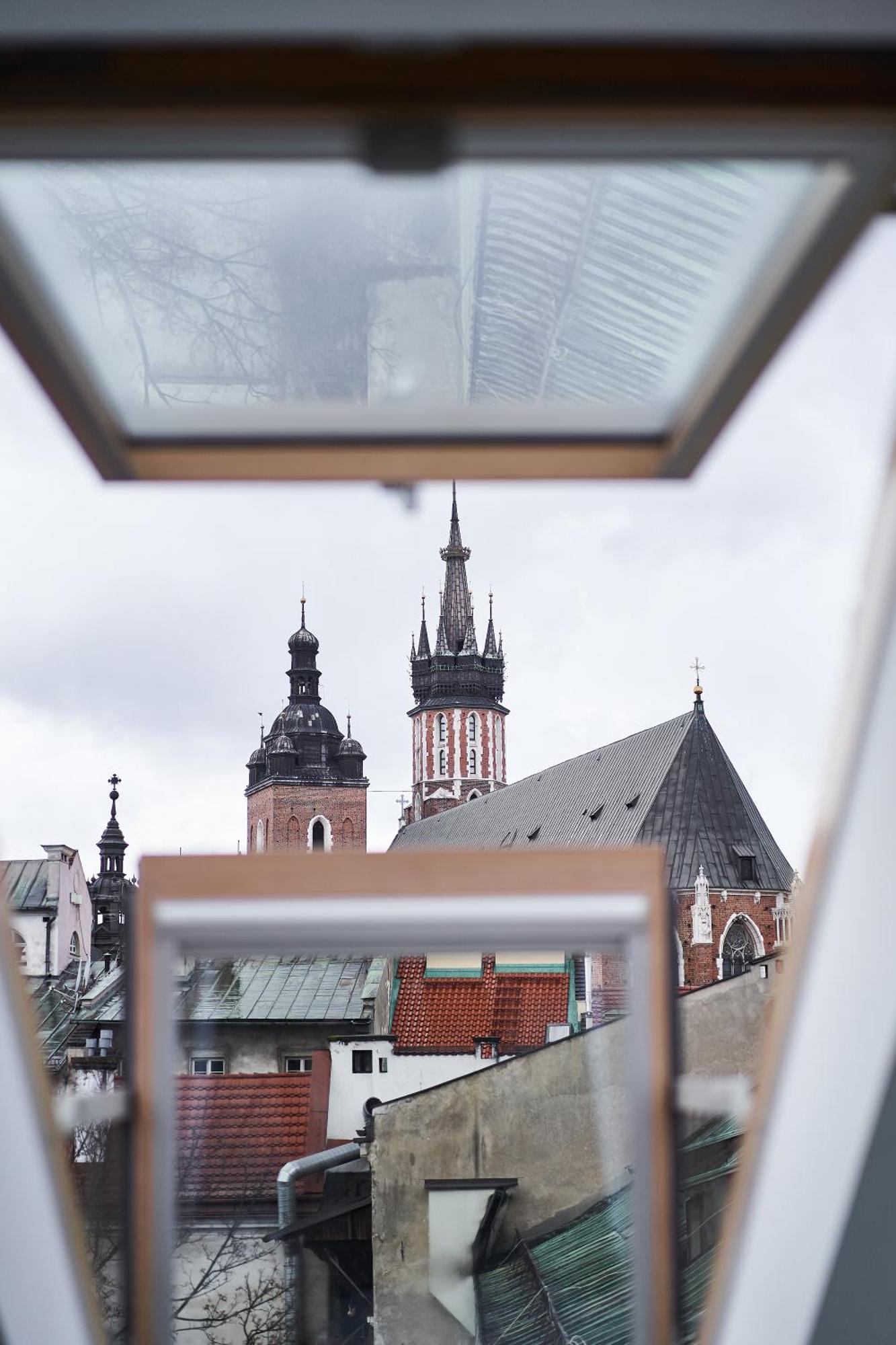 Apartamento Unique Design Loft In Middle Of Centre Of Old Town With Netflix Cracovia Exterior foto
